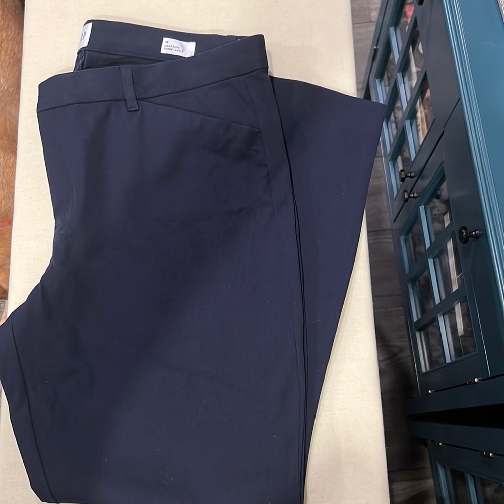 Gap navy dress pants.  Signature skinny ankle. Size 16.  Never been worn/washed.